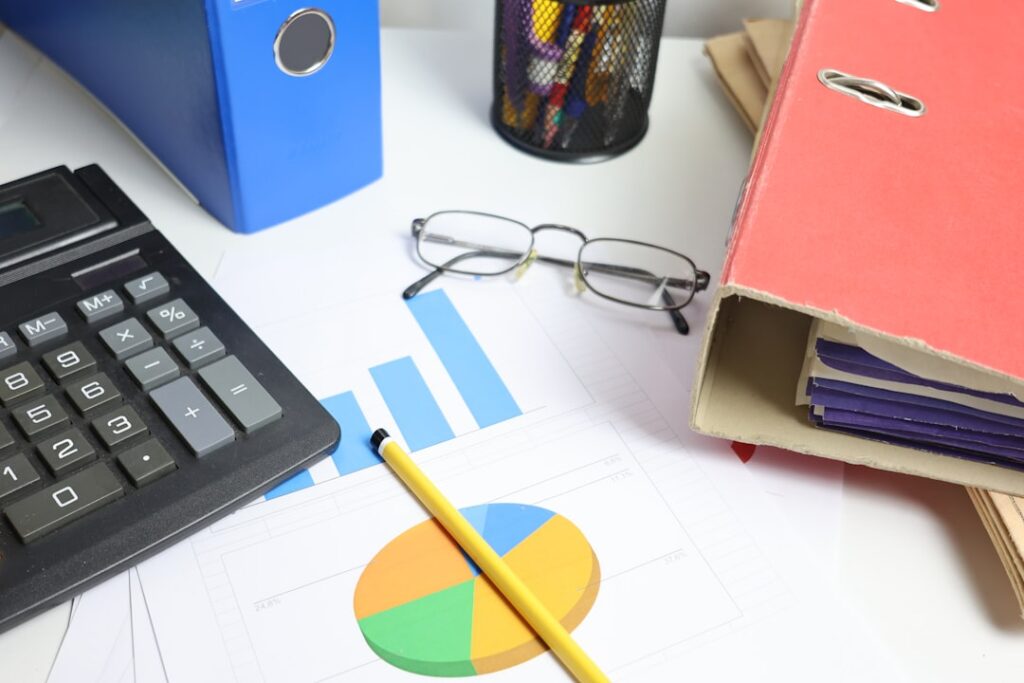 Mesa Com Calculadora Graficos E Ficharios FVwy7PBiSUo